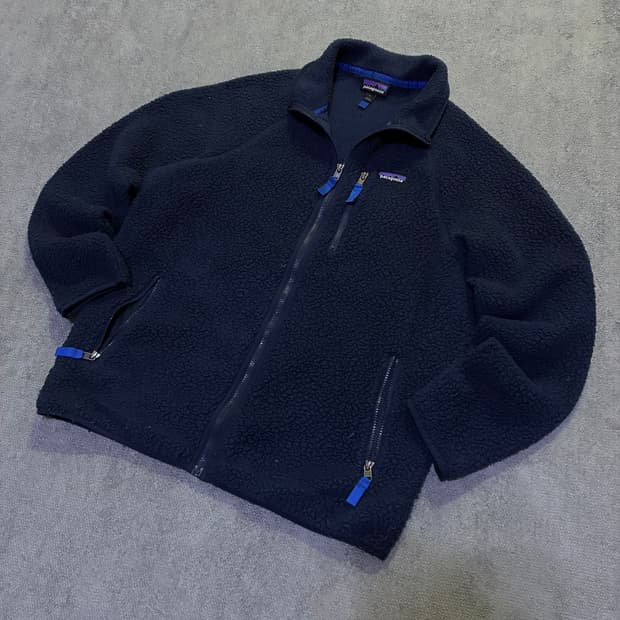 파타고니아 레트로 파일 폴리스 L