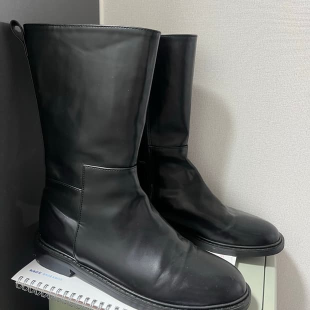 새상품 아뜨랑스 미디부츠