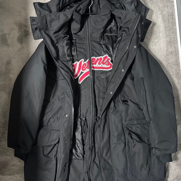 베트멍 엠브로이드 파카 XS 사이즈(퍼 X)