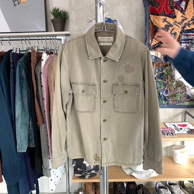 Remi relief 레미 릴리프 하트 밀리터리 셔츠