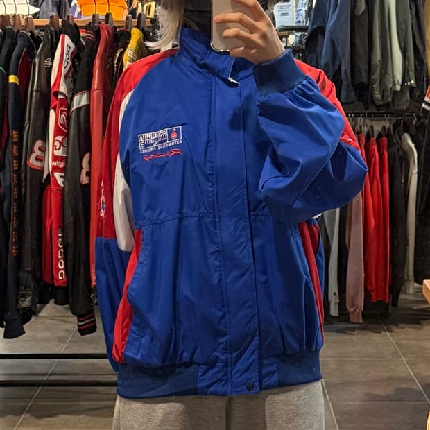 [NO.9]Holloway 바람막이