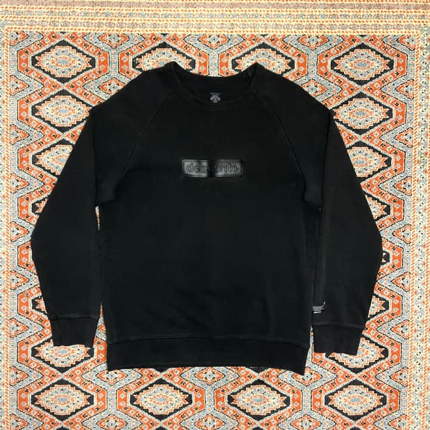 데상트 블랙 맨투맨 남성95 