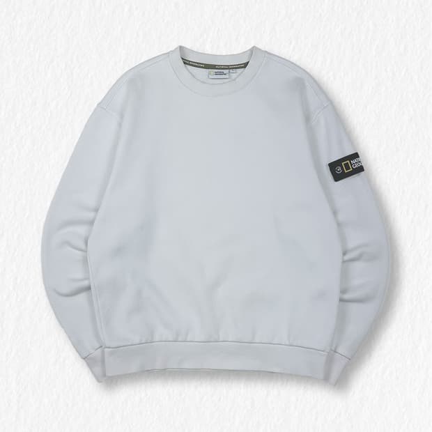 내셔널지오그래픽 맨투맨 화이트