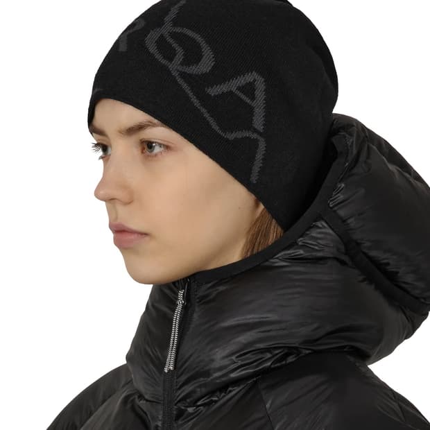 로아 하이킹 25fw 로고 울 비니/블랙