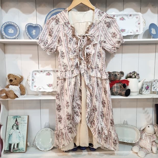 axes femme(엑시즈팜) 플로럴 원피스