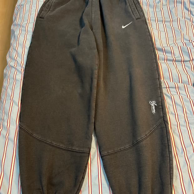슈프림 나이키 팬츠