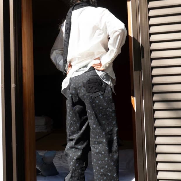인앤양인하모니 플라워 팬츠