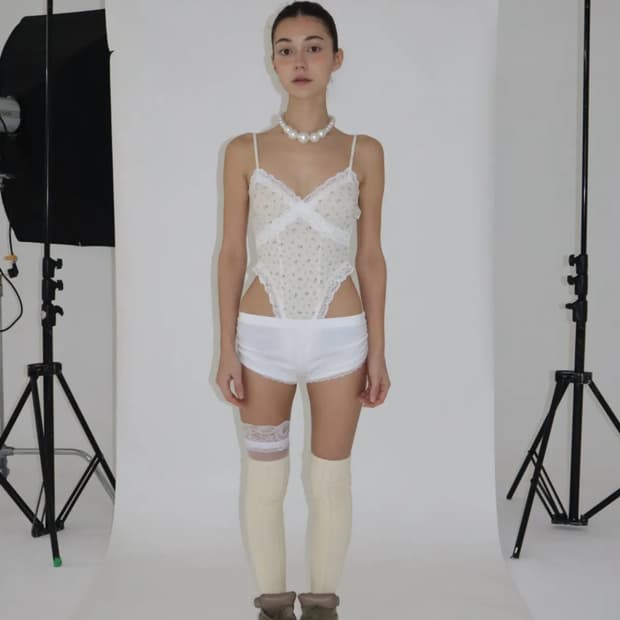 Bnfrom 비앤프롬 플라워 레이스 바디스트