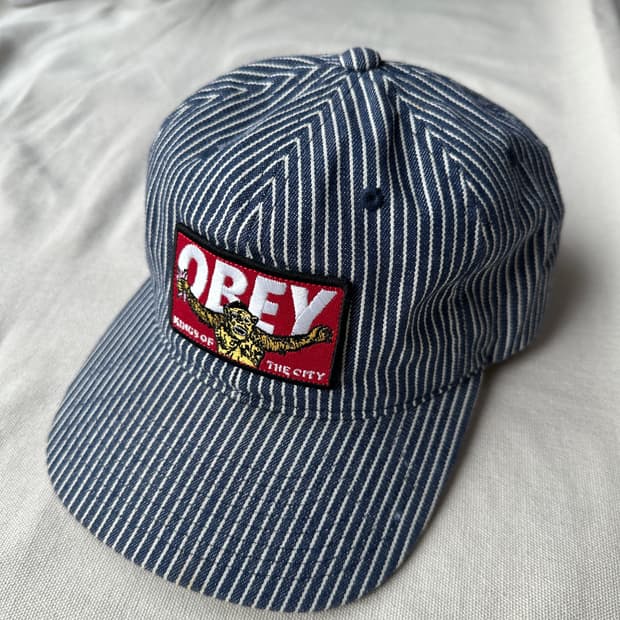 오베이 히코리 스트라이프 스트랩백 볼캡 OS