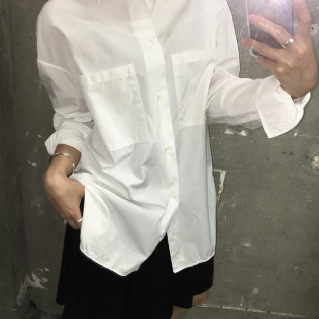 Valentino 발렌티노 화이트 스터드 셔츠