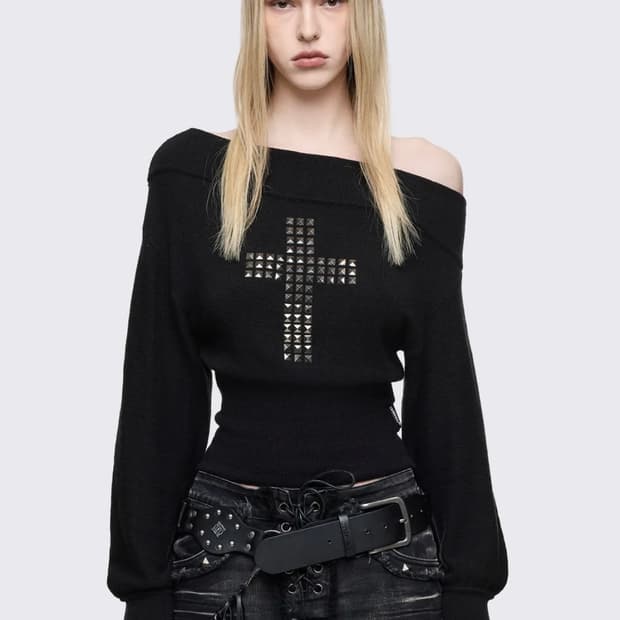 GRACE OFF-SHOULDER SWEATER