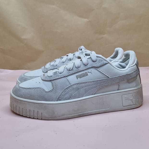 푸마 카리나 스트릿 여성운동화235 