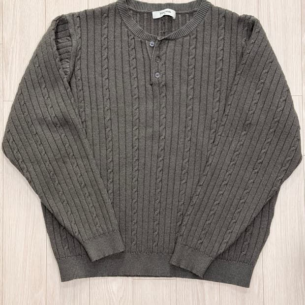 에잇세컨즈 꽈배기 헨리넥 니트 풀오버 애쉬