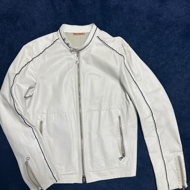 프라다 화이트 레더자켓