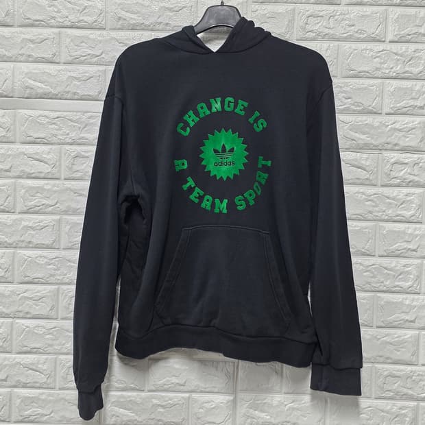 택포// 아디다스 CHANGE 후드티 블랙 L