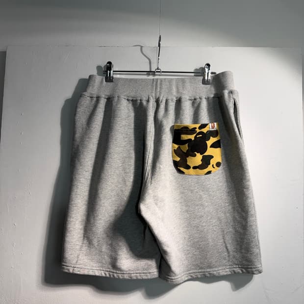 A BATHING APE 베이프 트레이닝 숏 팬츠