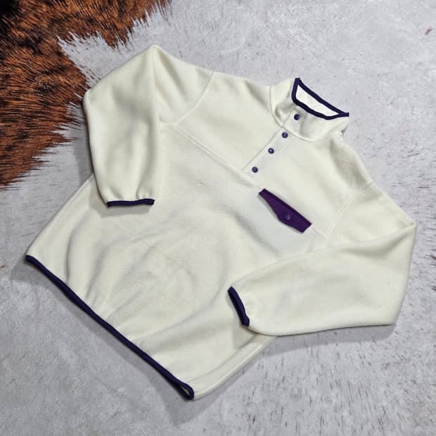 빈티지 신칠라 스타일 스냅 후리스