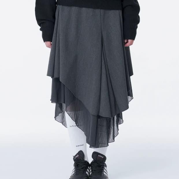 미세키서울 Unbalanced layered skirt CHARCOAL
