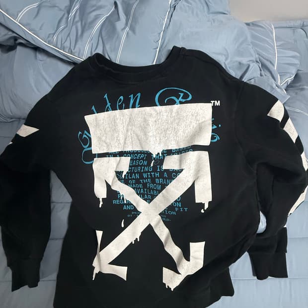 오프화이트맨투맨