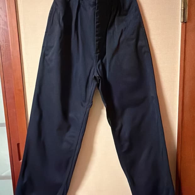 나나미카 더블 플리츠 와이드 팬츠 네이비 30 판매합니다 !