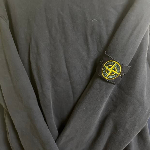 스톤아일랜드 맨투맨L 기모