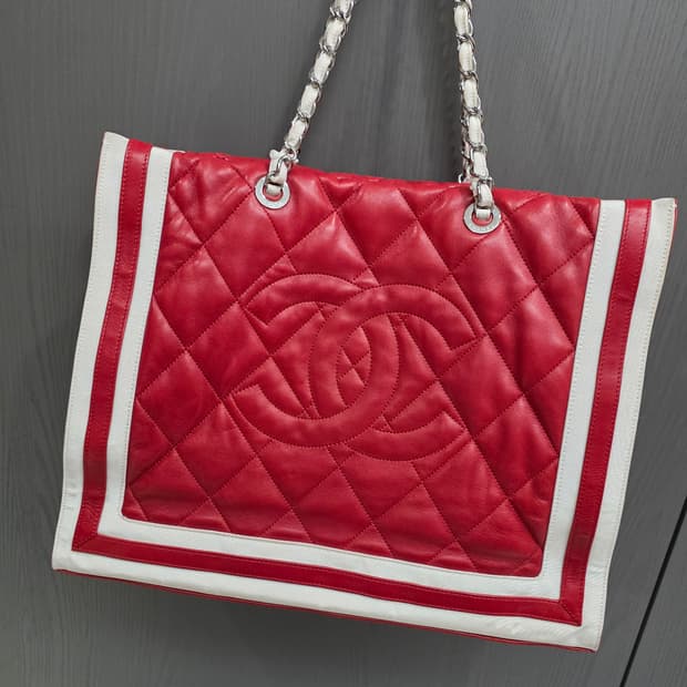 샤넬 한정판 쇼퍼백