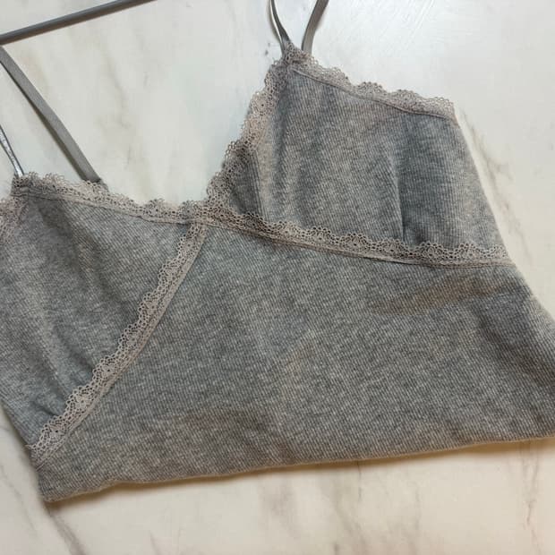 그레이 레이어드 나시