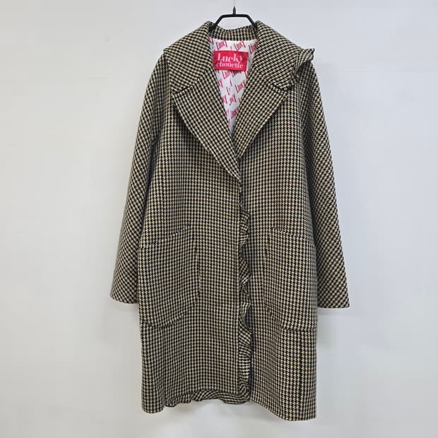 럭키슈에뜨 아방핏 하운드체크 러플 코트