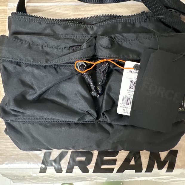 요시다포터 포스 숄더백 블랙