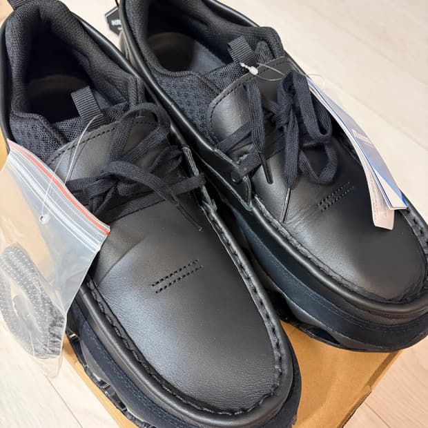 새상품) 미즈노 웨이브 프로페시 목 moc 285사이즈 팝니다