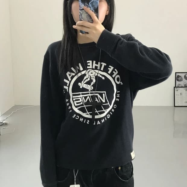 반스 off the wall 로고 롱슬리브