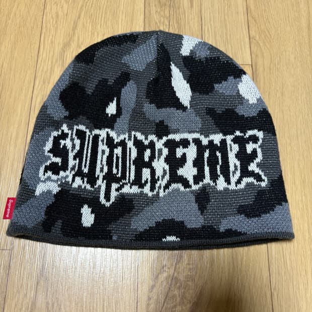 Supreme 슈프림 파리 스노우카모 비니