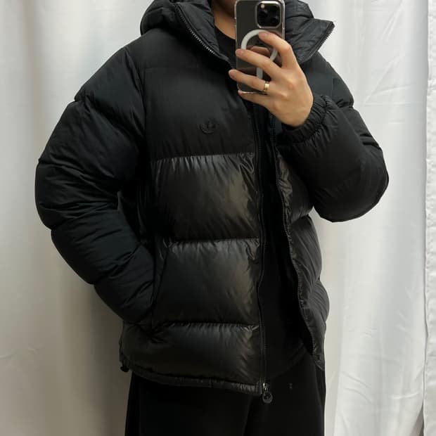 (105)아디다스 오라지널 반유광 패딩