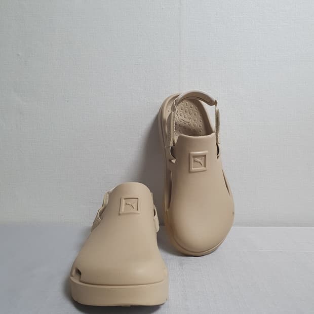 푸마 시부이 뮬 샌들 베이지 240mm