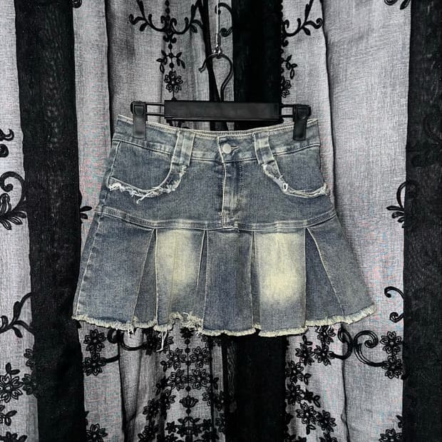 washed pleated denim mini skirt