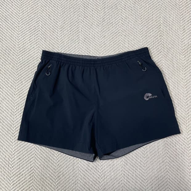 네파 여성용 숏 팬츠 XL.