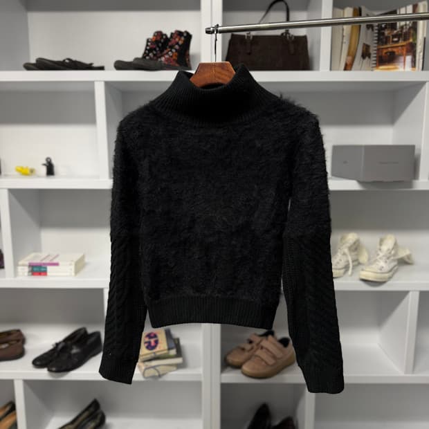 barak 헤어리 니트