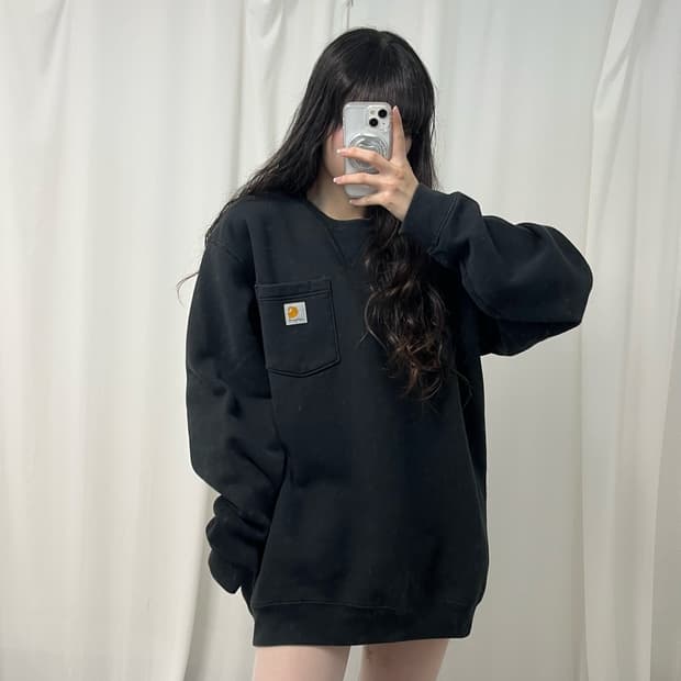 Carhartt black sweatshirt