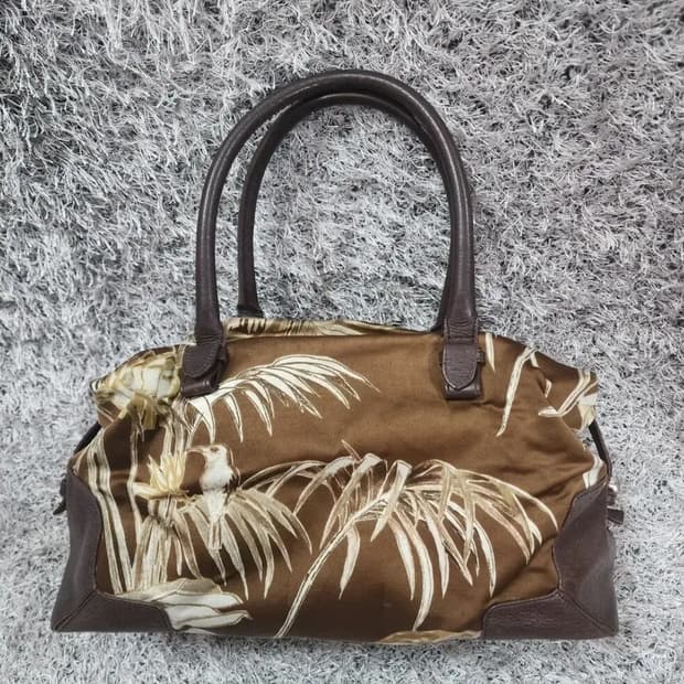 페라가모 토트백