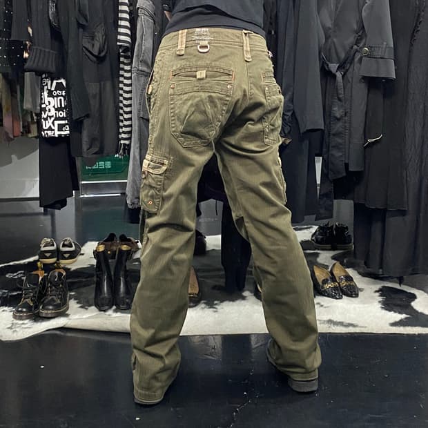 Edwin 스트레이트 카키 카고팬츠