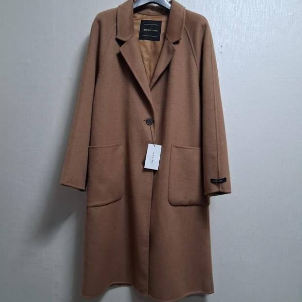 국내 스튜디오 룩스 카멜 핸드메이드롱코트 중간길이롱코트 미착새옷상태 66