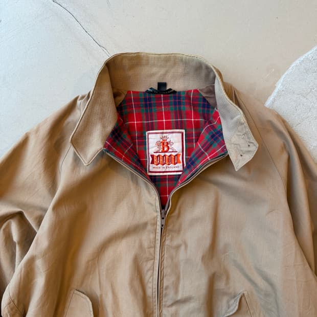 바라쿠타 G9 헤링턴 자켓