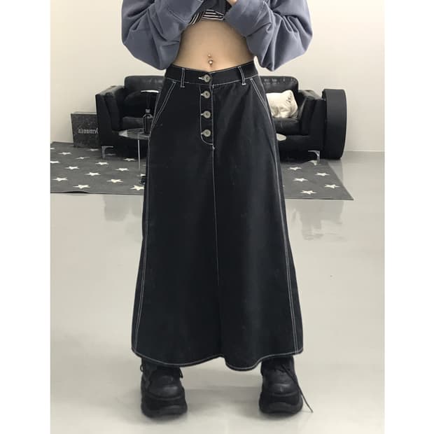 Jpn black stitch long skirts