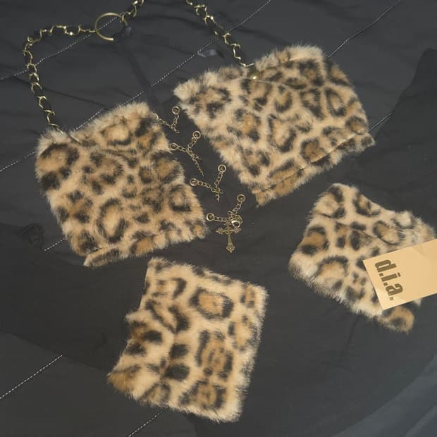 d.i.a. 탑워머 셋업 