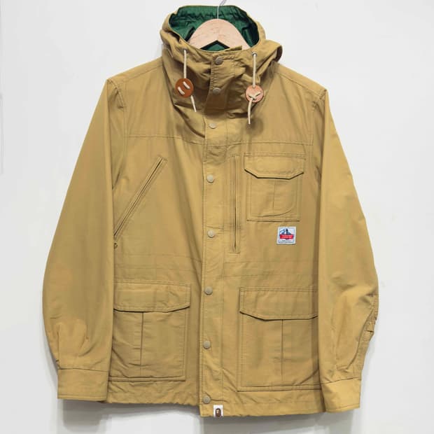 베이프 후드 마운틴 파카