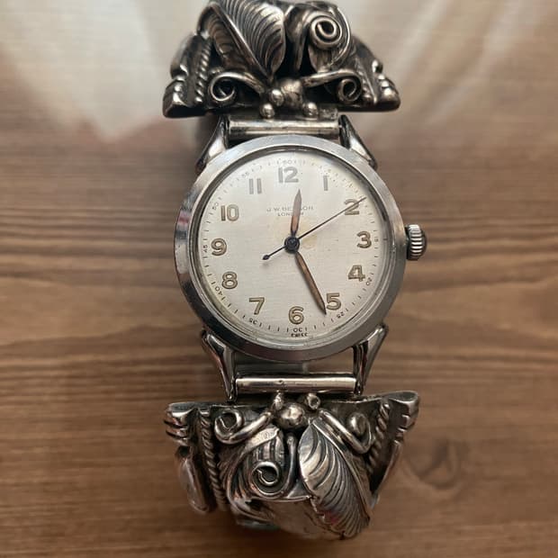 JW 벤슨 빈티지시계, 베어클로 나바호 브라이슬렛 판매합니다.
