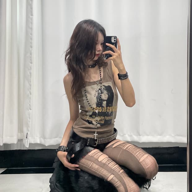 🎸브라운 프린팅 슬리브리스🎸