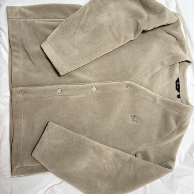 유니클로x니들스 베이지 가디건 XL