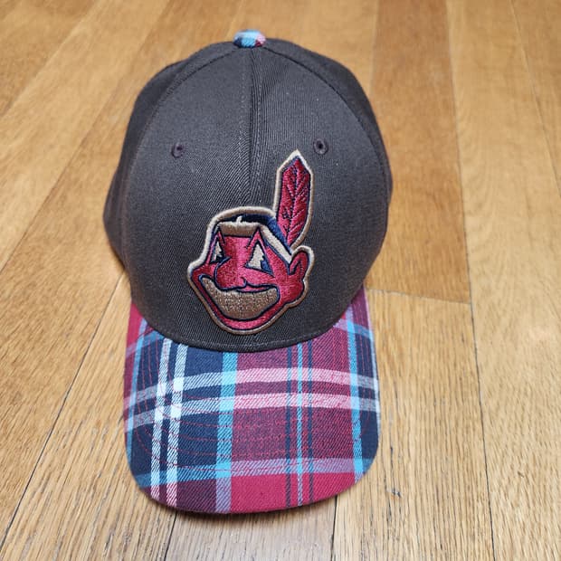 🔥레어템 등장! MLB 빈티지 인디언스 체크챙 캡 (M~XL)