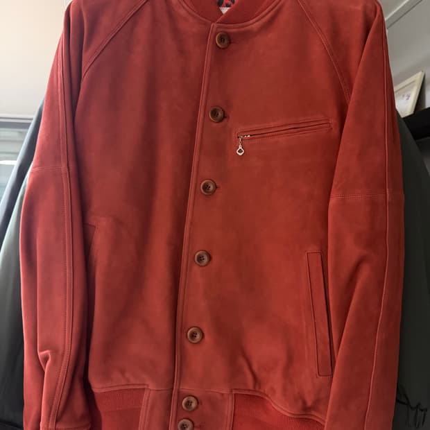 블랙아웃 스웨이드 자켓 레드